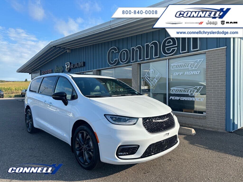 2026 Chrysler Pacifica Select AWD