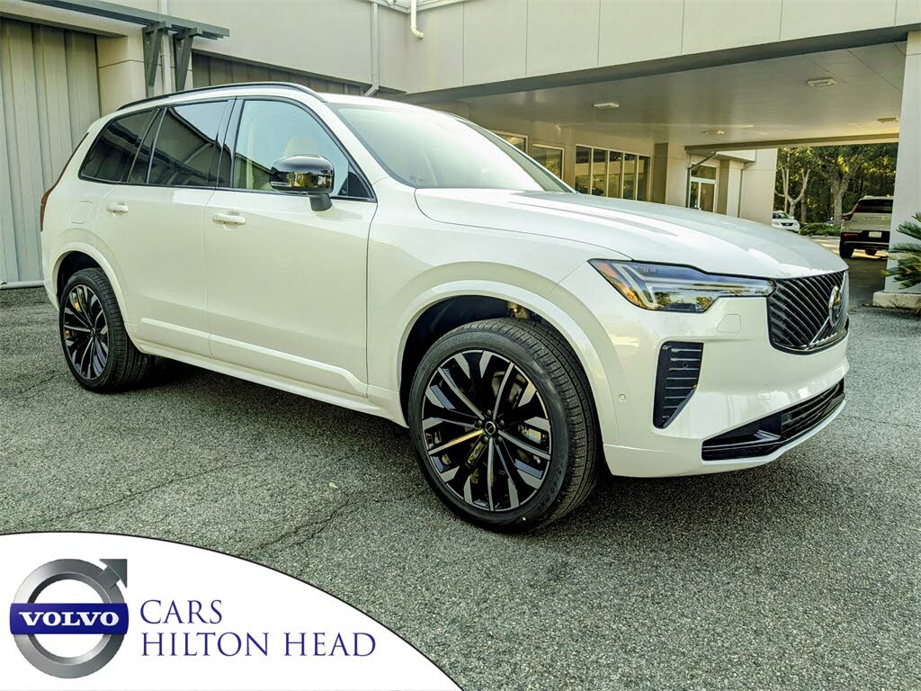 2026 Volvo XC90 B6 Ultra Dark 7-Passenger AWD