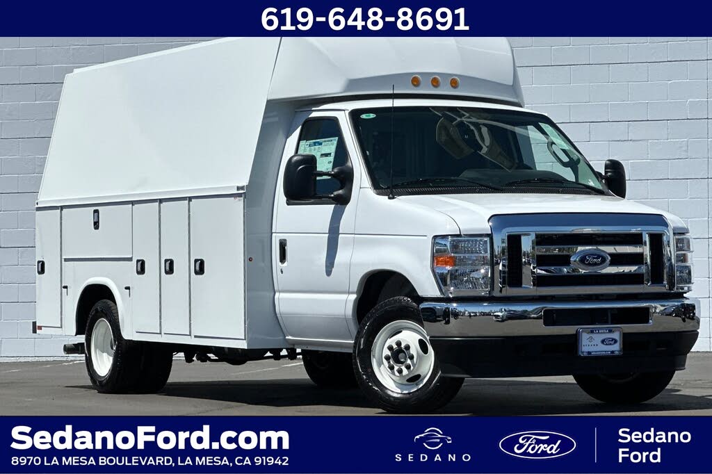 2025 Ford E-Series Chassis E-350 SD Cutaway SB DRW RWD