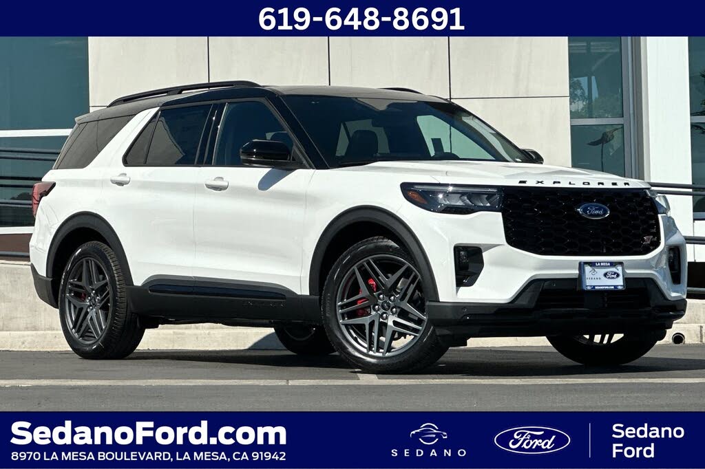 2025 Ford Explorer ST RWD