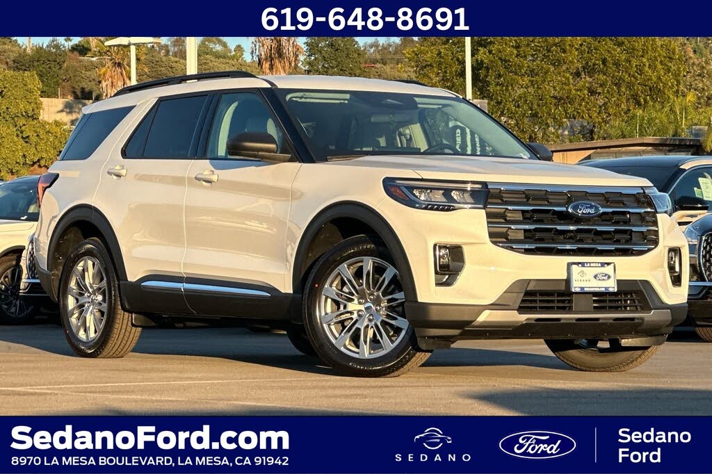 2025 Ford Explorer Active AWD