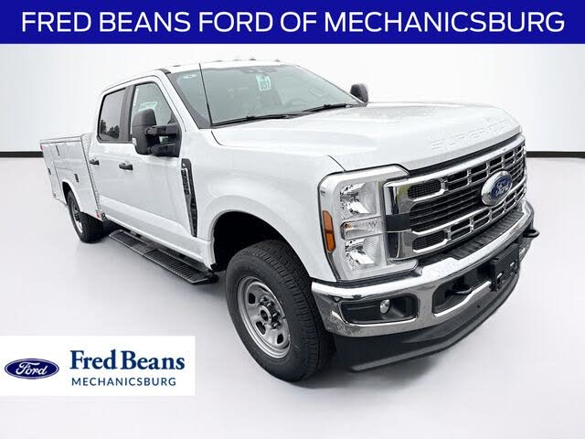 2025 Ford F-350 Super Duty Chassis XL Crew Cab 4WD