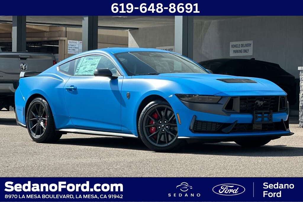 2025 Ford Mustang Dark Horse Fastback RWD