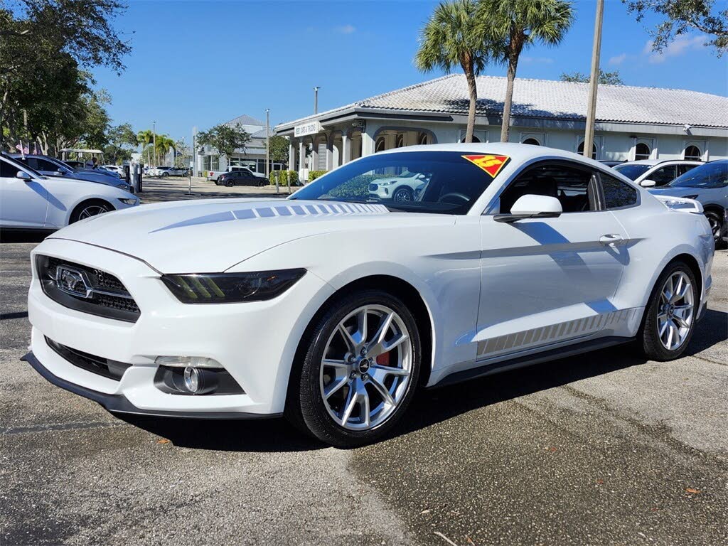 2015 Ford Mustang EcoBoost Premium Coupe RWD