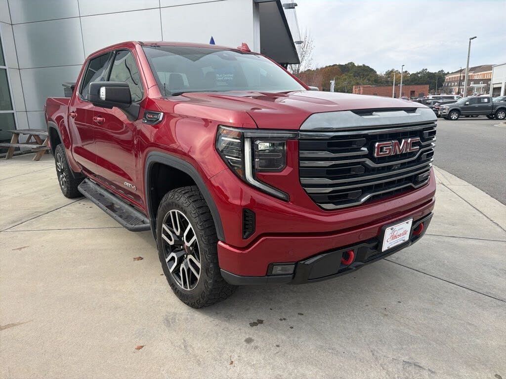 2022 GMC Sierra 1500 AT4 Crew Cab 4WD