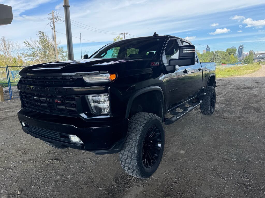 2023 Chevrolet Silverado 3500HD LTZ Crew Cab 4WD