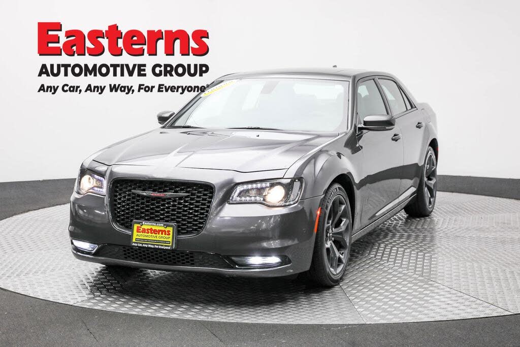 2023 Chrysler 300 S V6 RWD