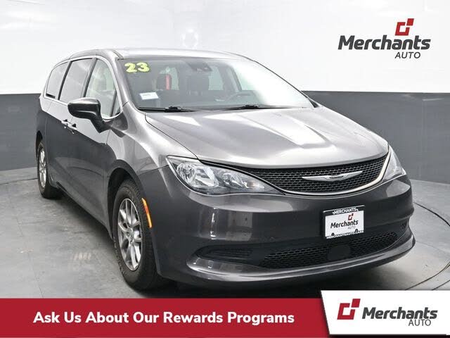 2023 Chrysler Voyager LX FWD