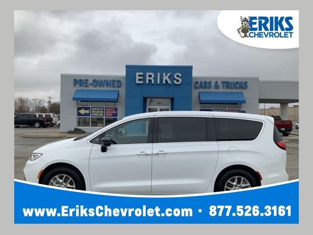 2025 Chrysler Pacifica Select FWD