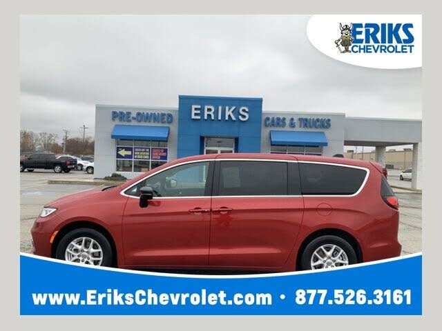 2025 Chrysler Pacifica Select FWD