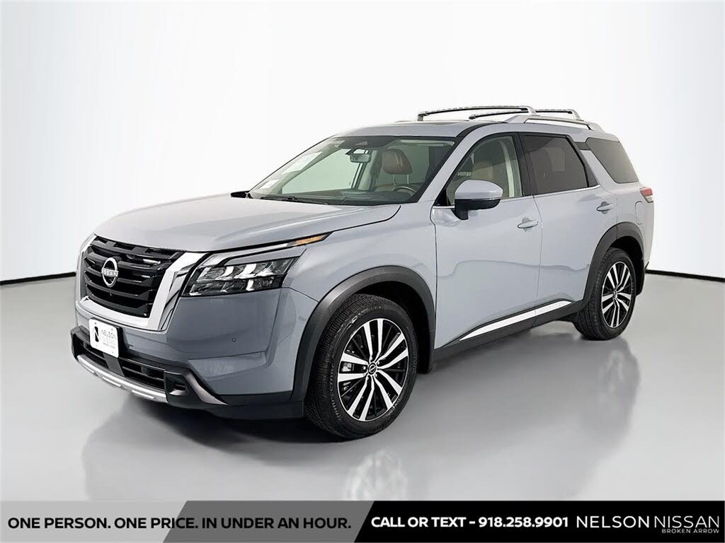 2025 Nissan Pathfinder Platinum 4WD