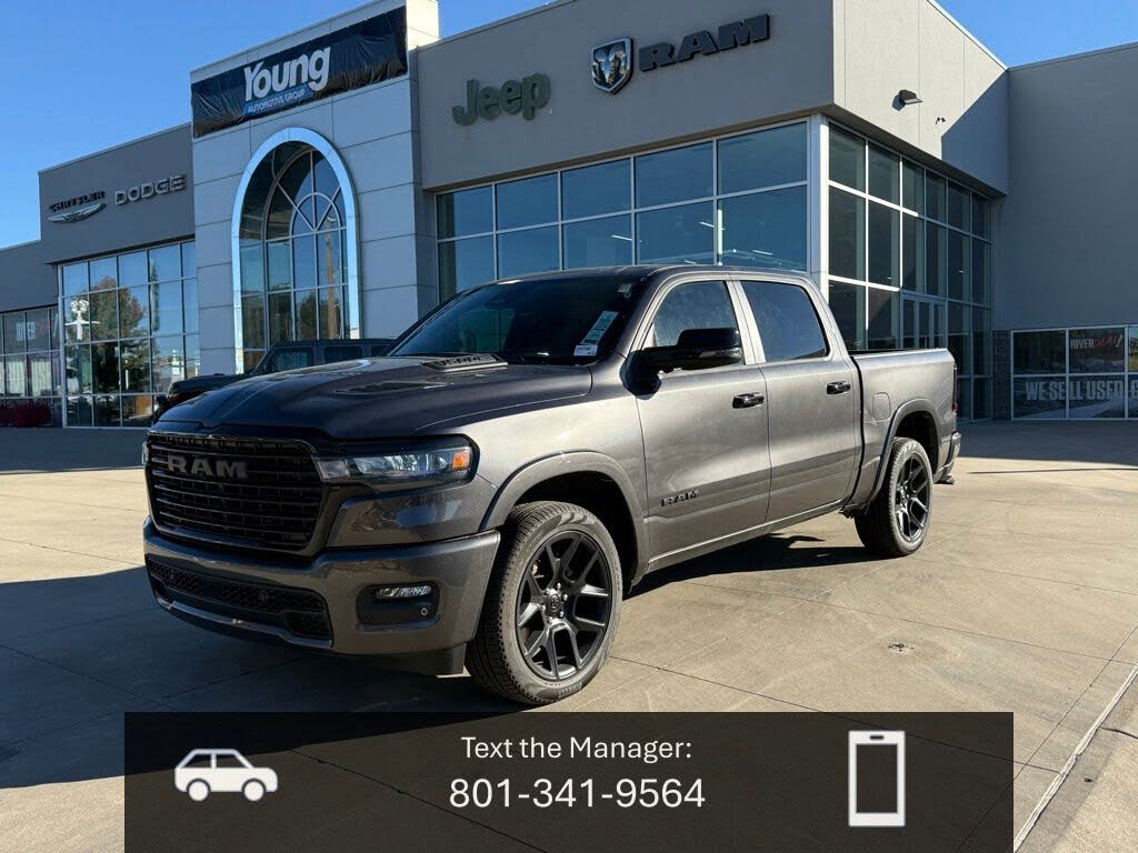 2025 RAM 1500 Laramie Crew Cab 4WD