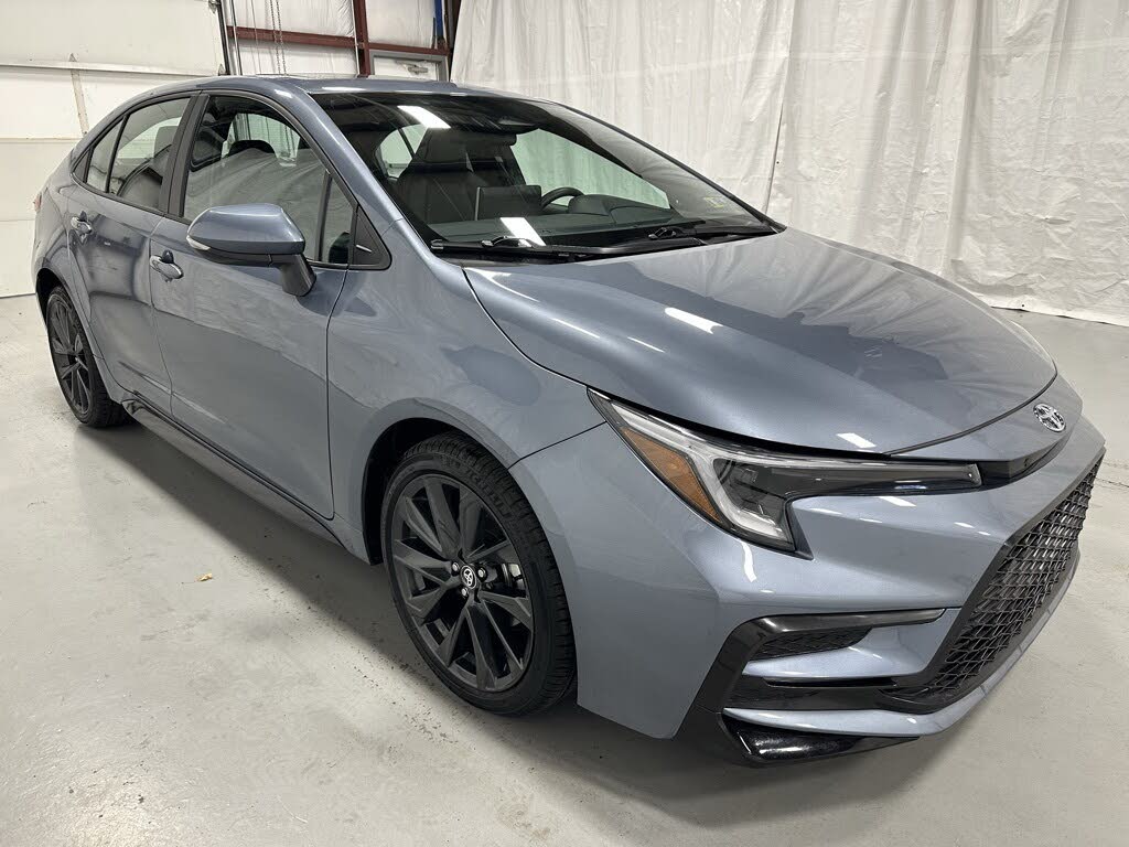 2025 Toyota Corolla XSE FWD