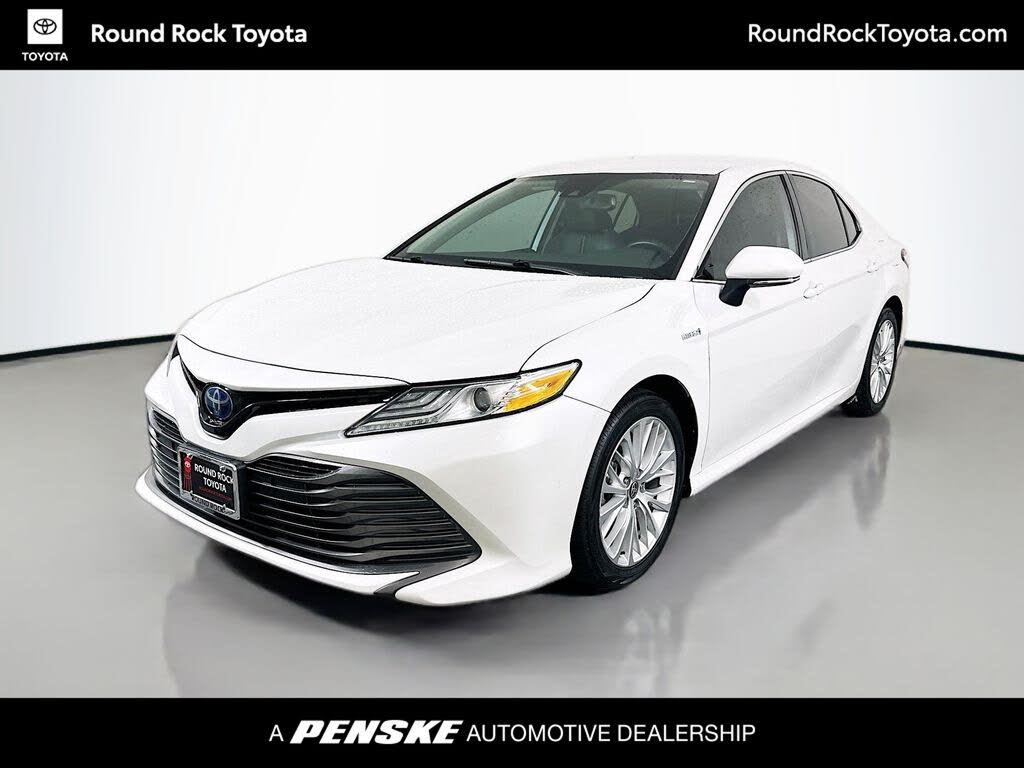2020 Toyota Camry Hybrid XLE FWD