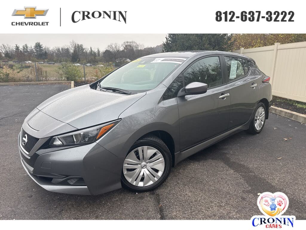 2022 Nissan LEAF S FWD