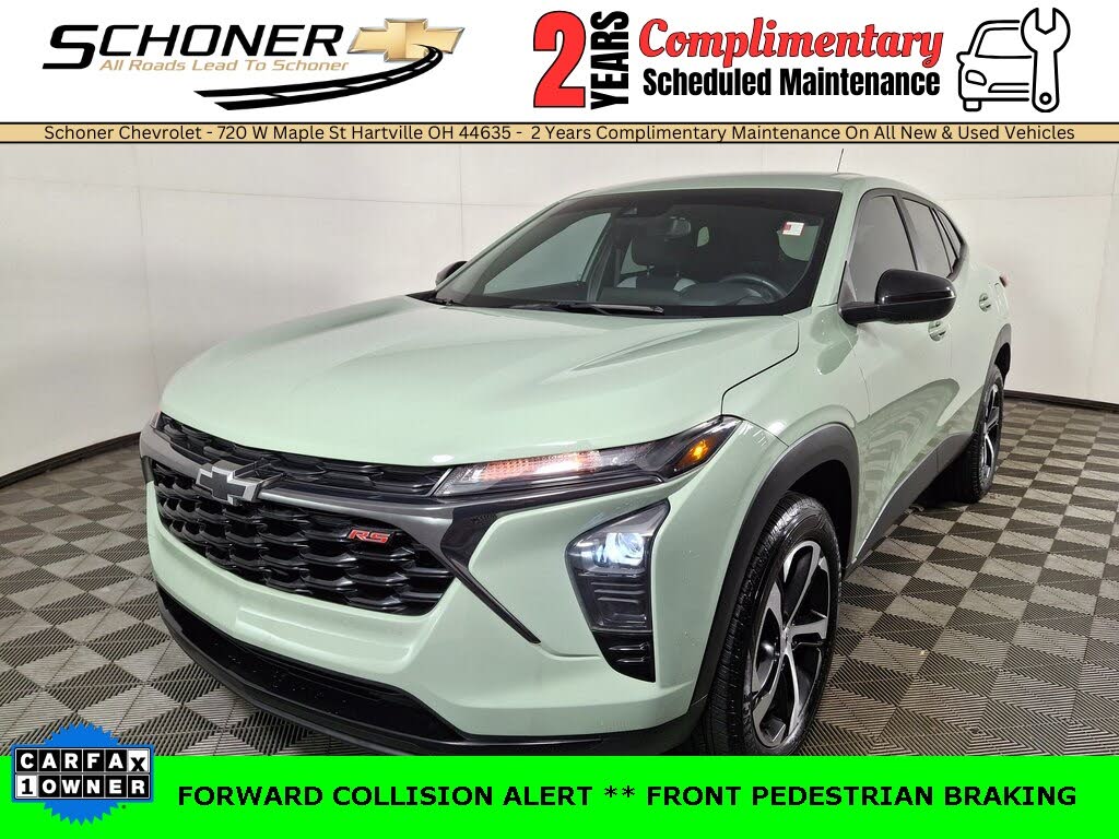 2024 Chevrolet Trax RS with 1RS FWD