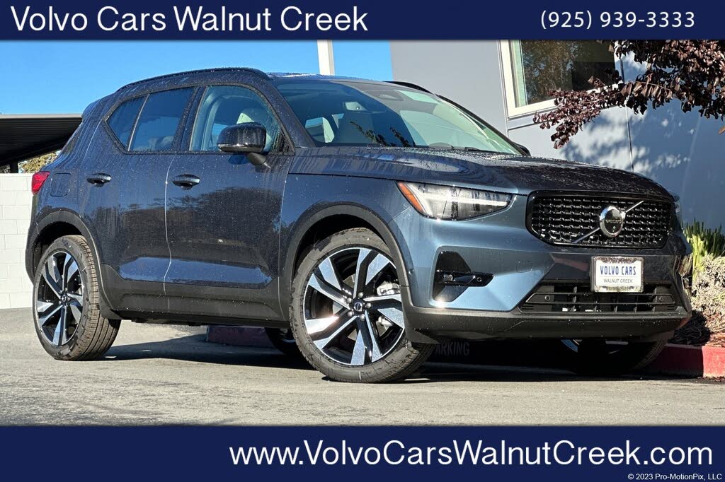 2026 Volvo XC40 B5 Ultra AWD