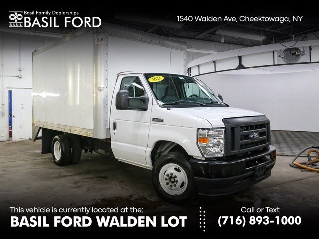 2022 Ford E-Series Chassis E-350 SD Cutaway SB RWD