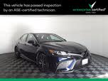 Toyota Camry SE FWD