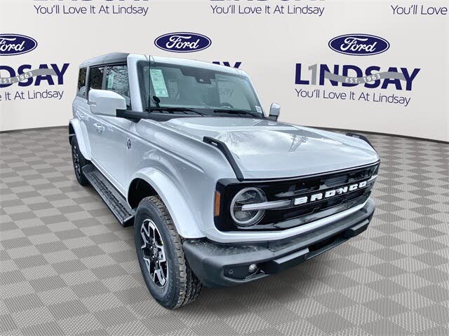 2025 Ford Bronco Outer Banks 4-Door 4WD