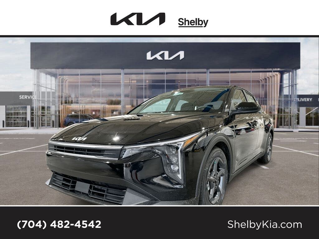 2025 Kia K4 LXS FWD