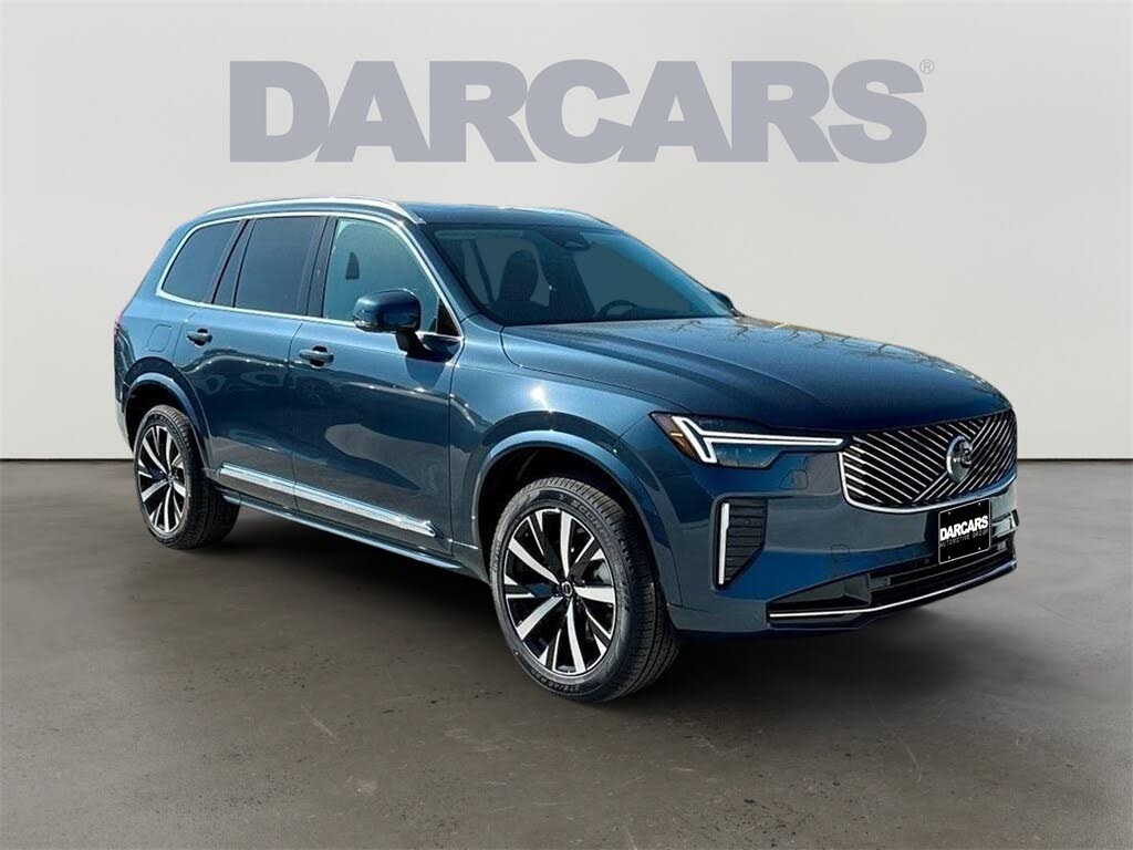 2025 Volvo XC90 B6 Core Bright Theme AWD
