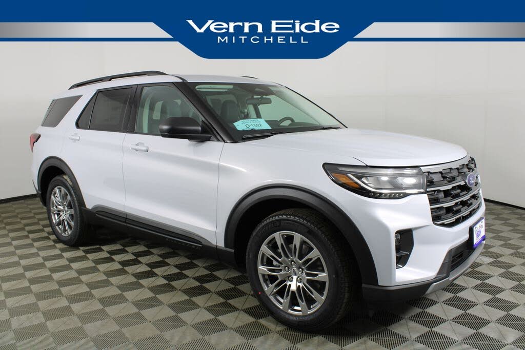 2026 Ford Explorer Active AWD