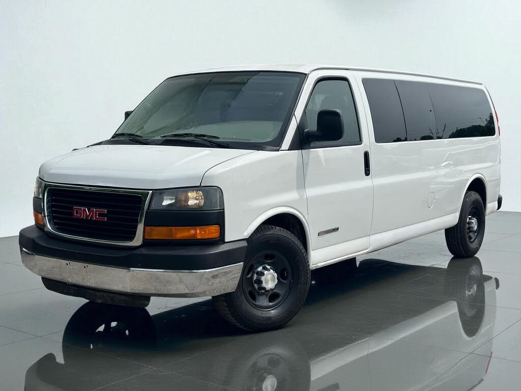 2006 GMC Savana LS 3500 Extended