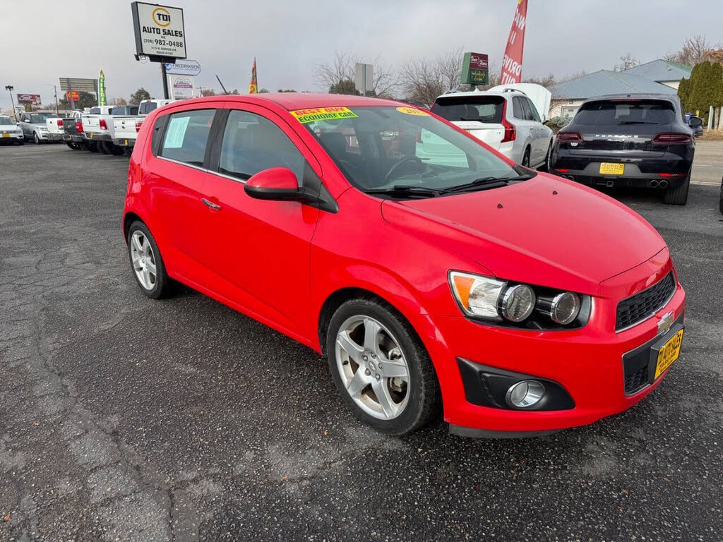 2015 Chevrolet Sonic LTZ Hatchback FWD