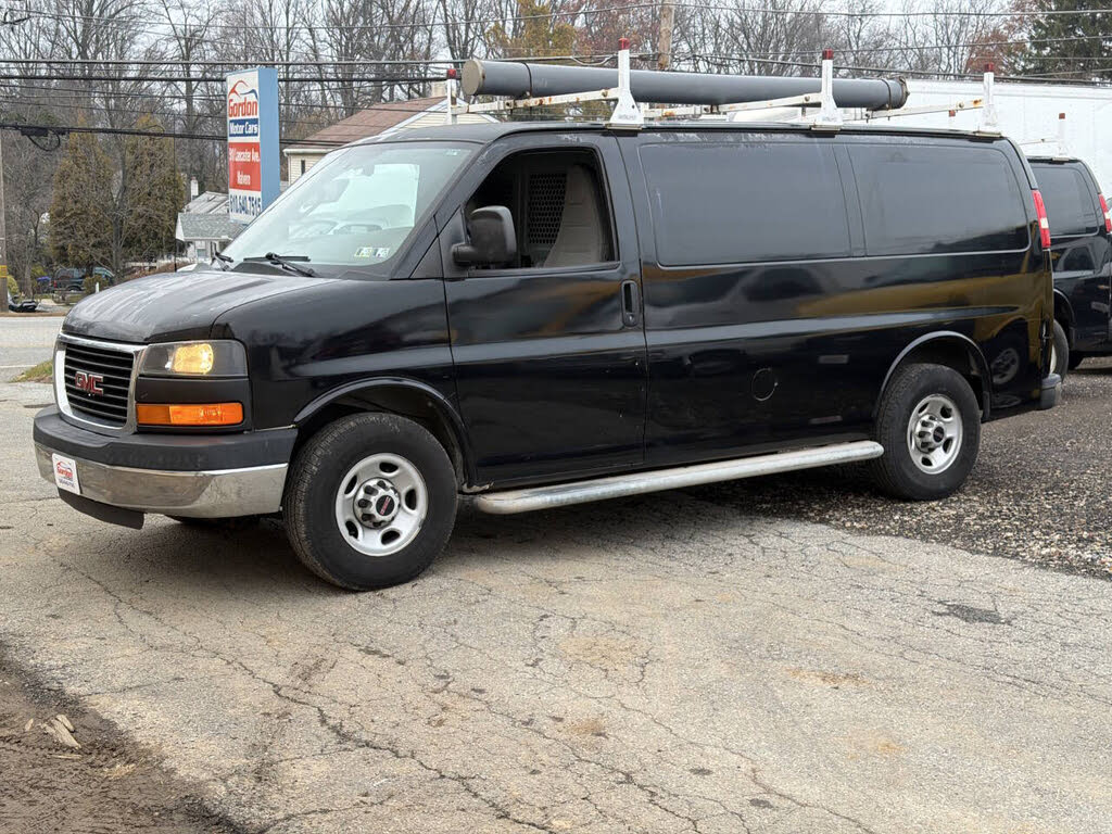 2016 GMC Savana Cargo 2500 RWD