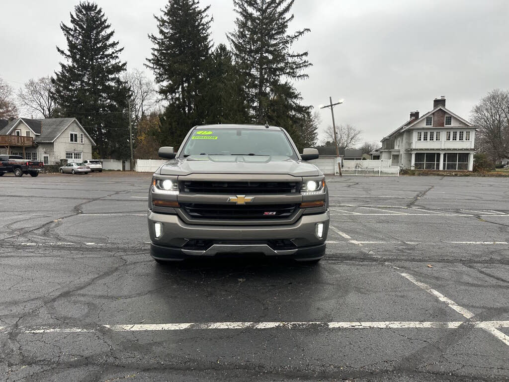 2017 Chevrolet Silverado 1500 LT Z71 Crew Cab 4WD