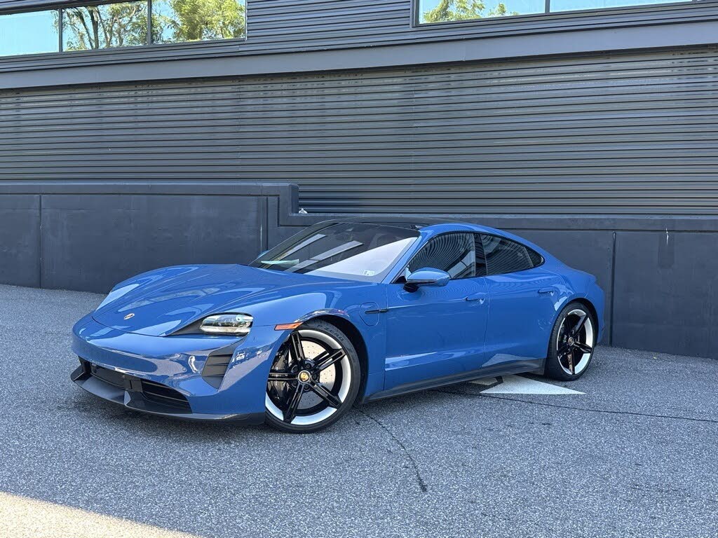 2021 Porsche Taycan Turbo S AWD