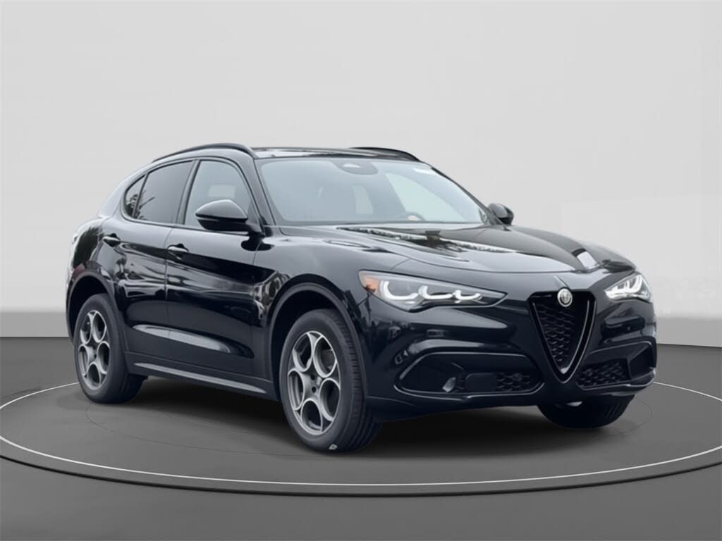 2025 Alfa Romeo Stelvio AWD
