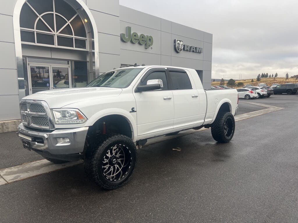 2014 RAM 3500 Laramie Mega Cab 4WD