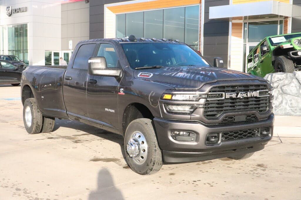 2026 RAM 3500 Big Horn Crew Cab LB DRW 4WD