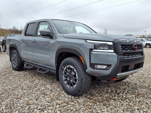 2026 Nissan Frontier PRO-4X Crew Cab 4WD