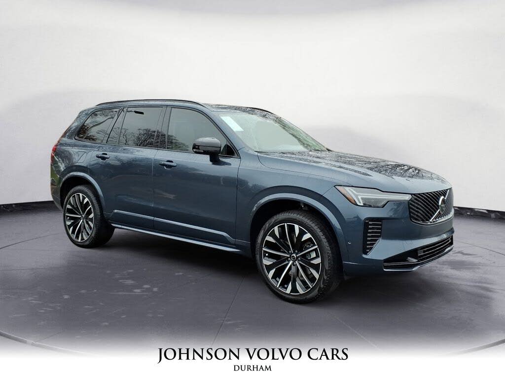 2026 Volvo XC90 B6 Ultra Dark 6-Passenger AWD