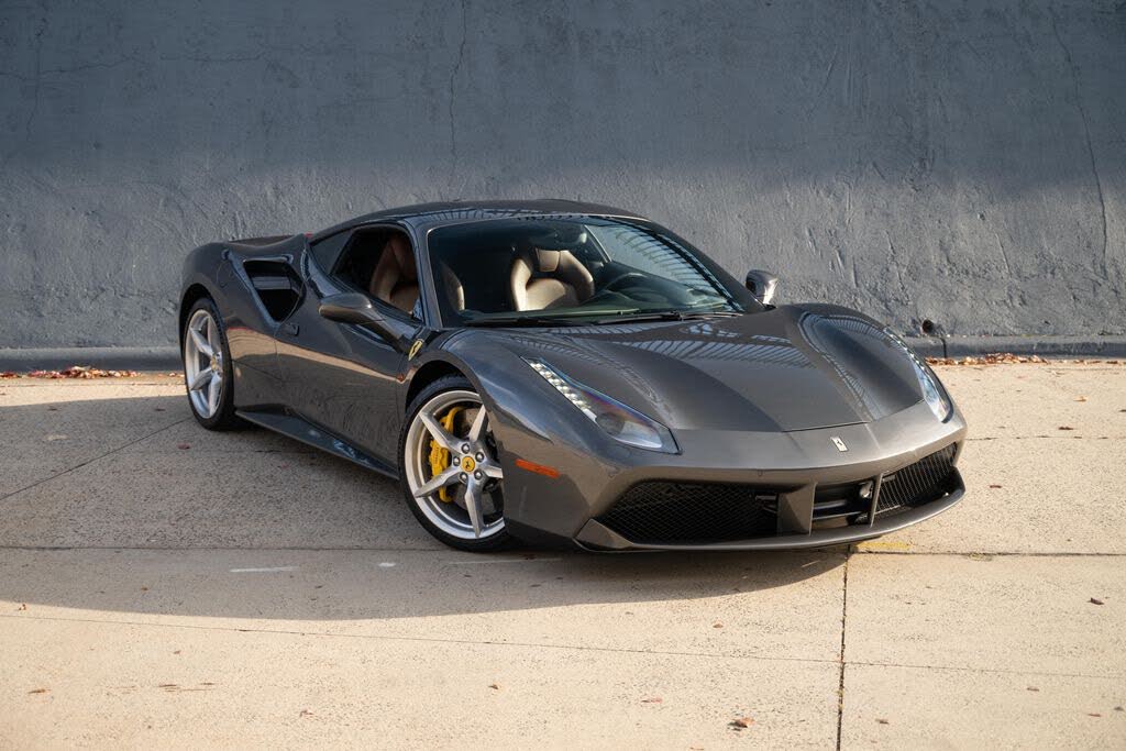 2016 Ferrari 488 GTB Coupe RWD