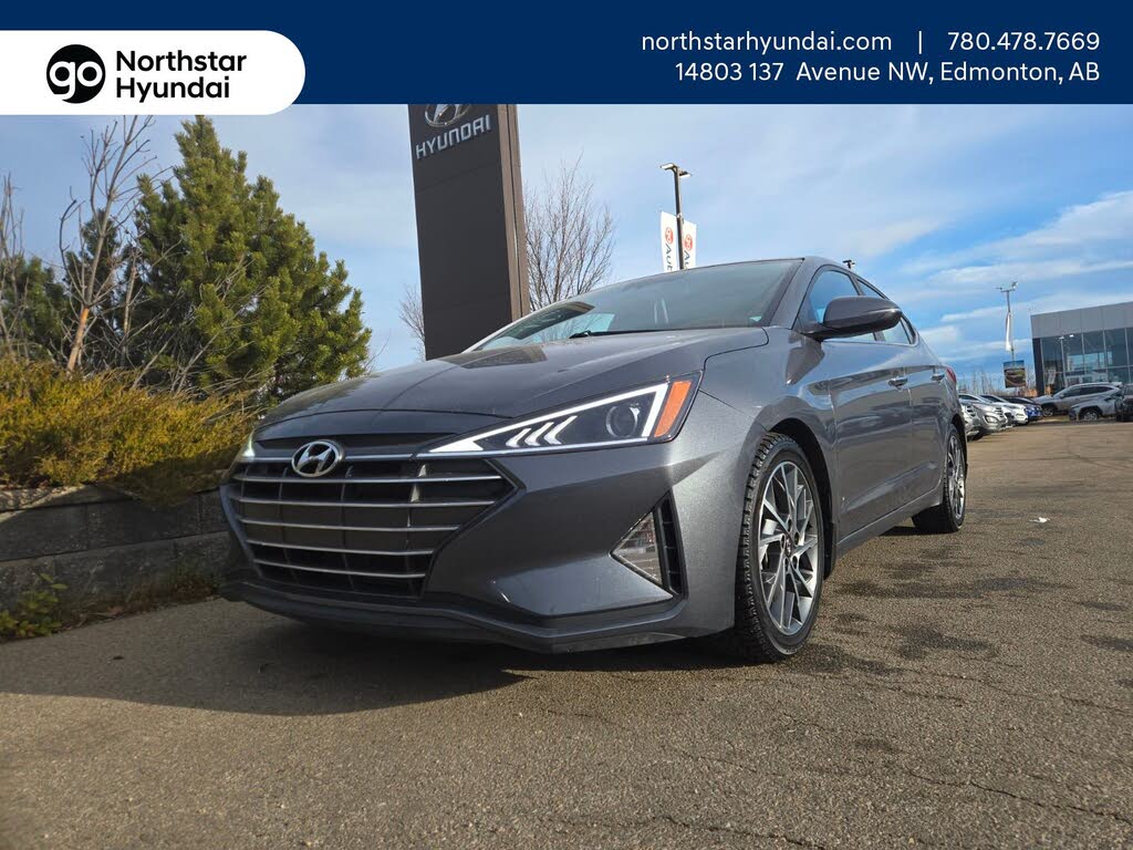 Hyundai Elantra Luxury FWD 2020