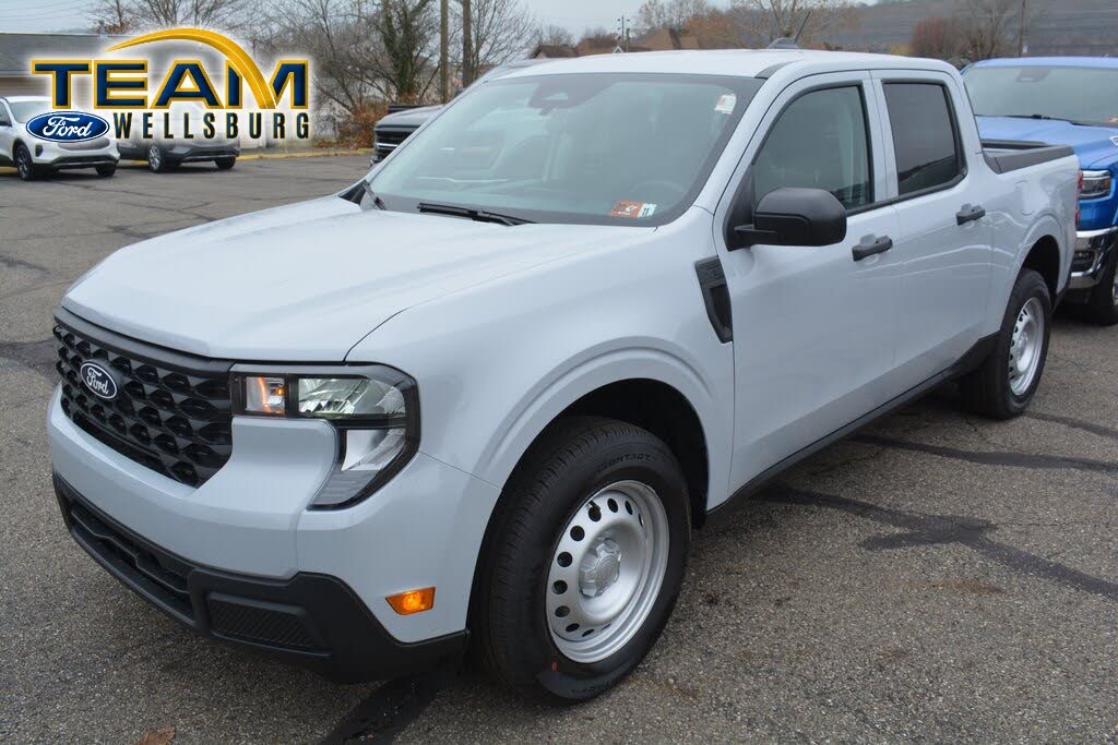 2025 Ford Maverick XL SuperCrew AWD