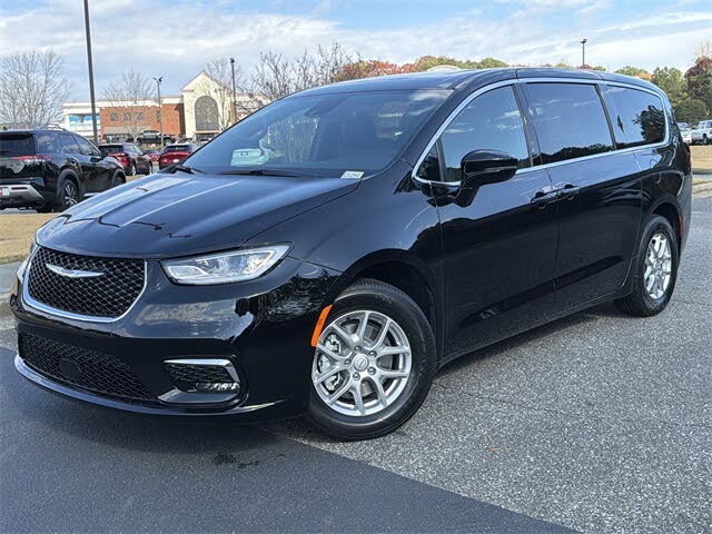 2026 Chrysler Pacifica Select FWD