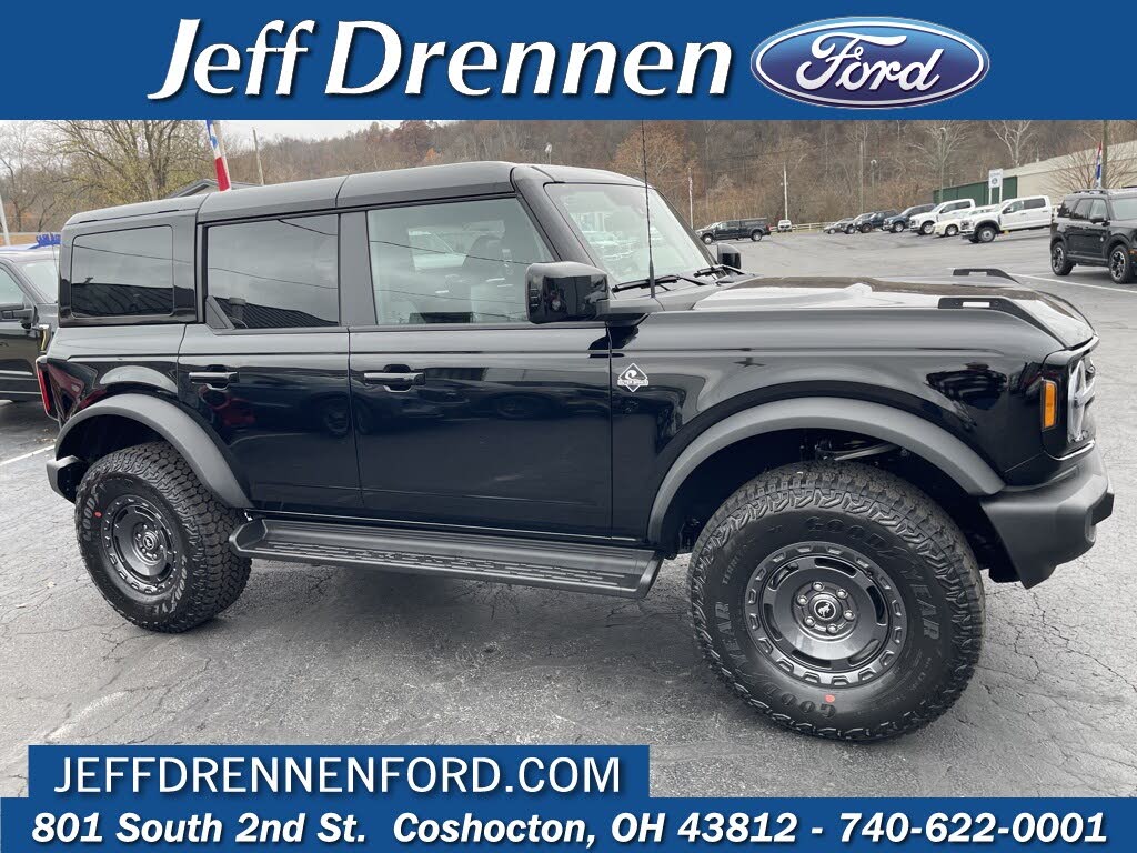 2025 Ford Bronco Outer Banks 4-Door 4WD