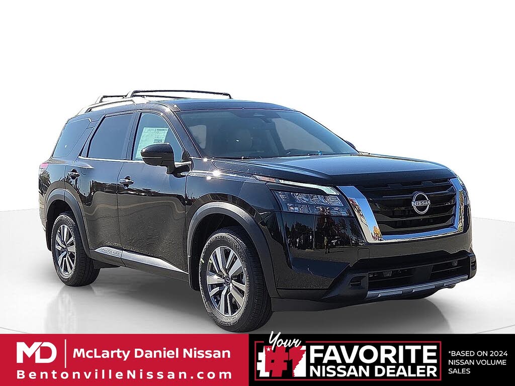 2025 Nissan Pathfinder SL 4WD