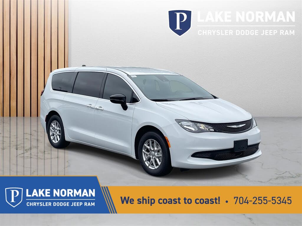 2026 Chrysler Voyager LX FWD