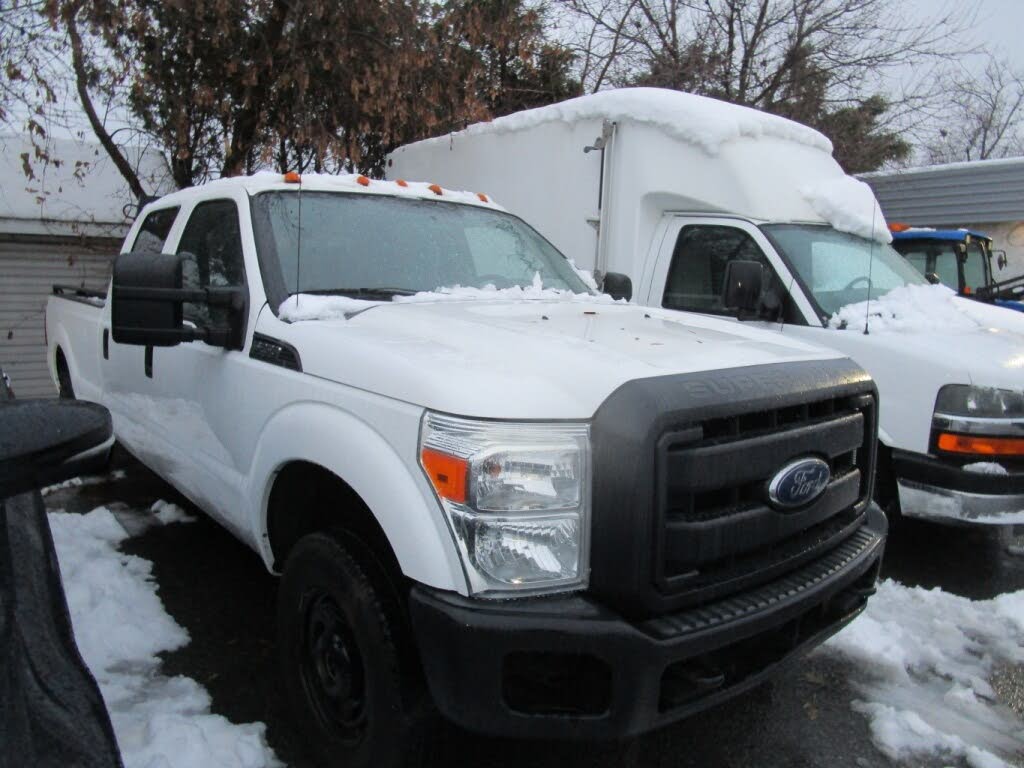 2016 Ford F-250 Super Duty XL Crew Cab 4WD
