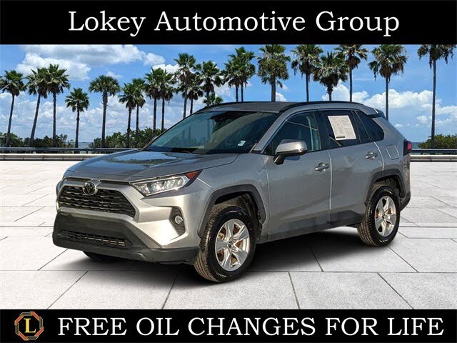 2021 Toyota RAV4 XLE FWD