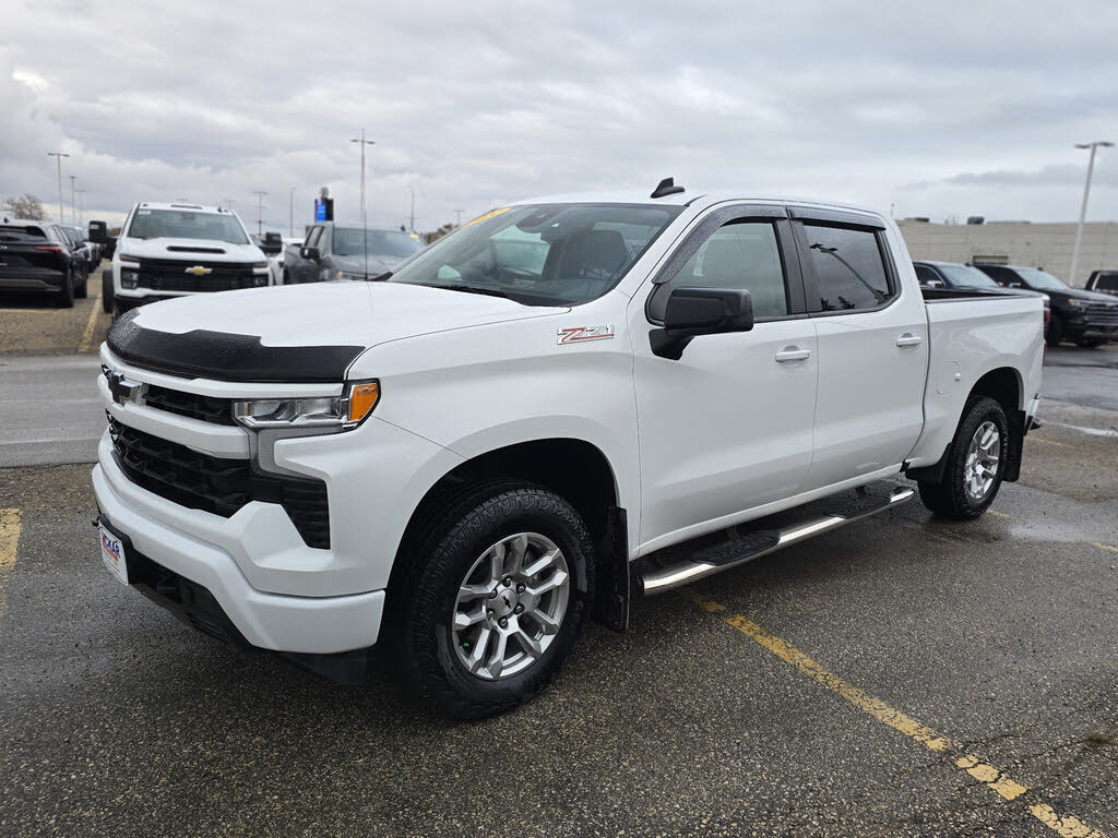 Chevrolet Silverado 1500 RST Crew Cab 4WD 2024