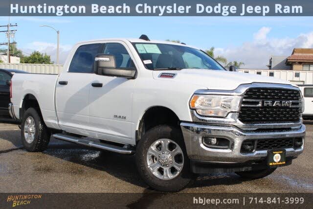 2024 RAM 2500 Big Horn Crew Cab 4WD