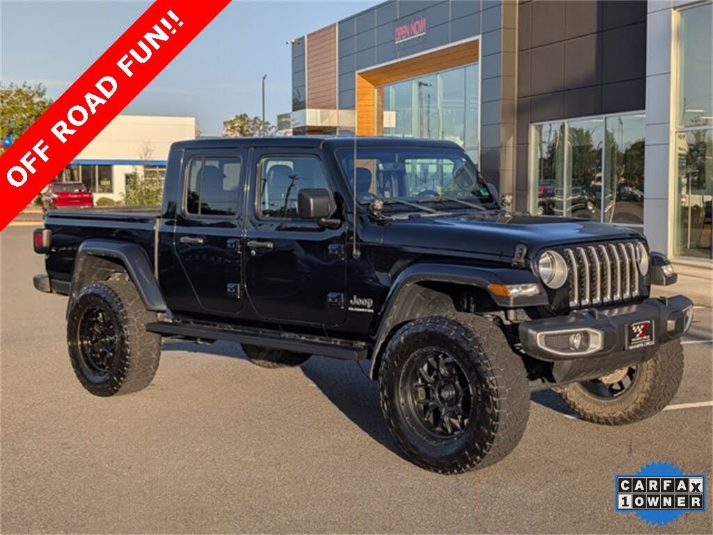 2022 Jeep Gladiator Overland Crew Cab 4WD