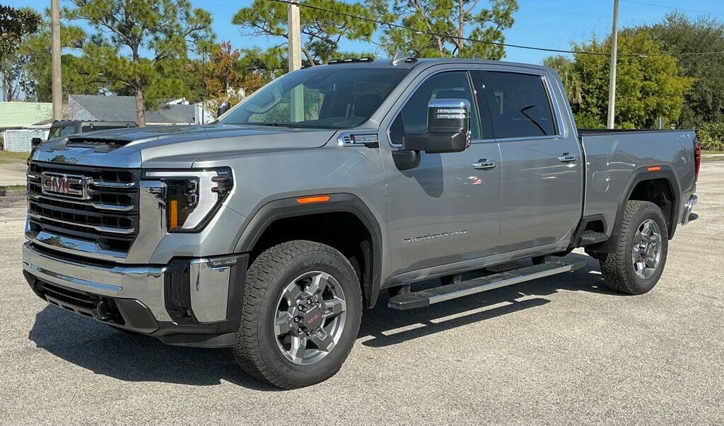 2025 GMC Sierra 2500HD SLT Crew Cab 4WD